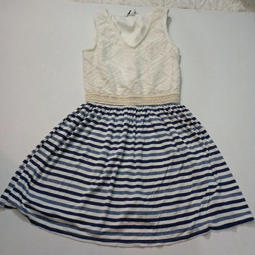 Speeckless girl white/blue sleeveless size XS